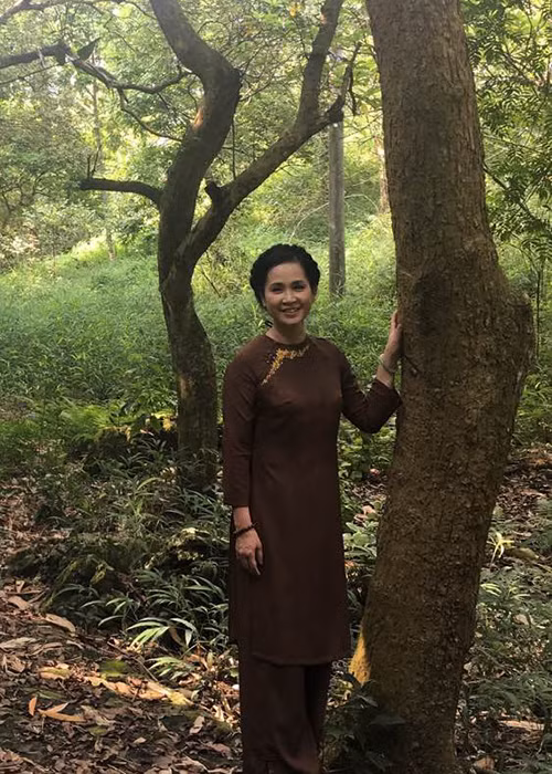 “Mẹ chồng” Lan Hương lần đầu đặt chân đến đỉnh Hinh Bồng là một trong những tin tức sao Việt trong ngày 15/9.