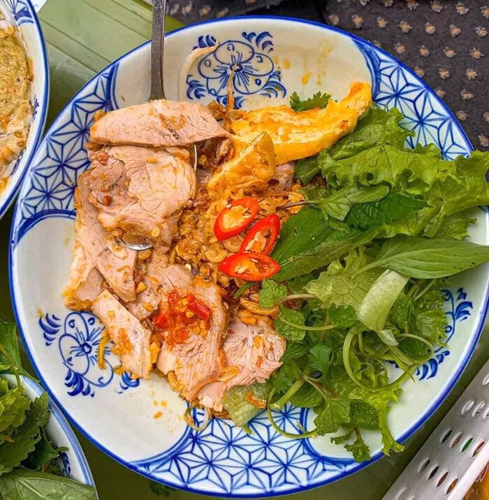 Trải qua thời gian, dưới bàn tay chế biến của người dân xứ Lạng, phở chua đã trở nên nổi tiếng, khiến biết bao thực khách say đắm, ăn thử 1 lần là nhớ mãi. Ảnh Internet