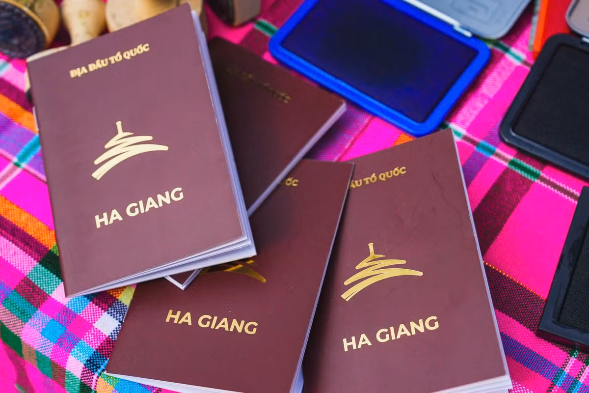 Gioi tre dua nhau len Ha Giang “san dau moc“-Hinh-2