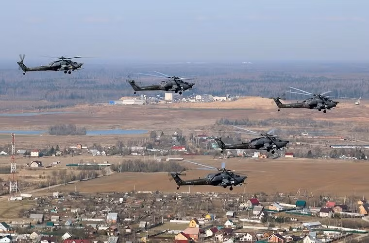 Theo kế hoạch của Không quân Nga nước này sẽ sở hữu ít nhất 80 chiếc Mi-28 với nhiều biến thể khác nhau trong giai đoạn từ nay cho đến năm 2020. Và số trực thăng này sẽ thay thế hoàn toàn cho những chiếc Mi-24.