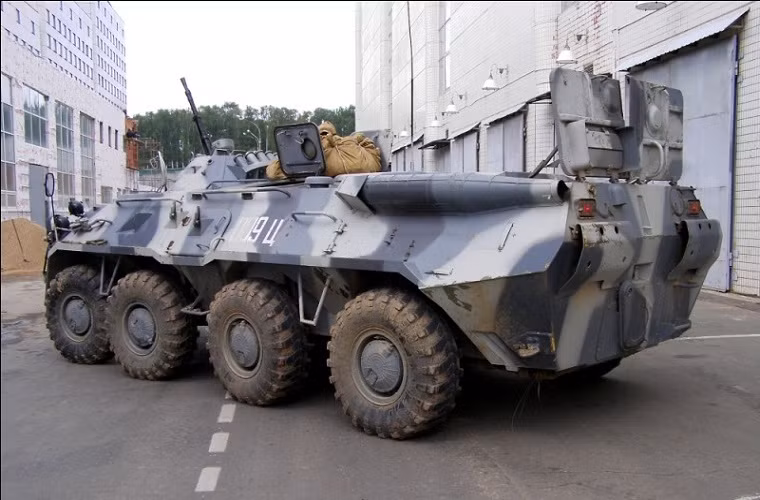 Hình ảnh trước BTR-80 chuẩn bị OMOH chuẩn bị tái đưa vào trang bị.