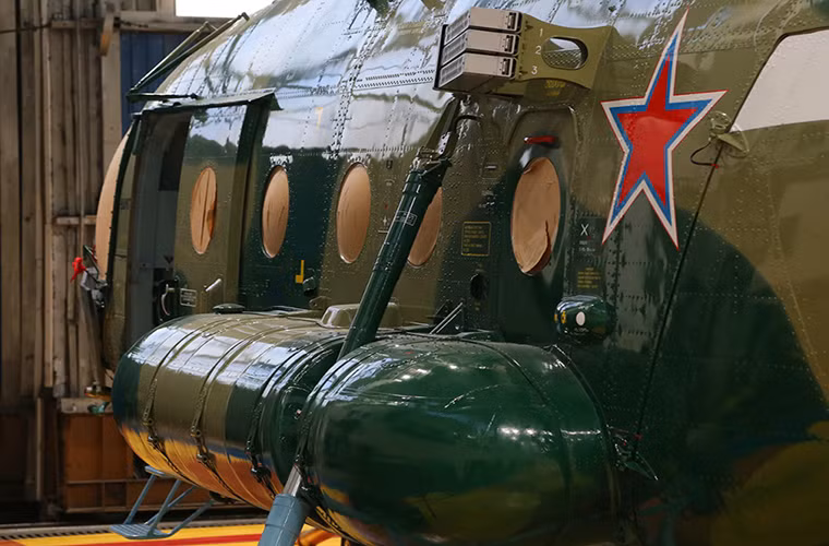 Theo thời gian các dòng trực thăng vận tải đa năng Mi-8 hay Mi-17 của Không quân Nga ngày càng được hiện đại hóa sâu hơn nhất là việc trang bị các tổ hợp áp chế điện tử chống lại tên lửa phòng không.