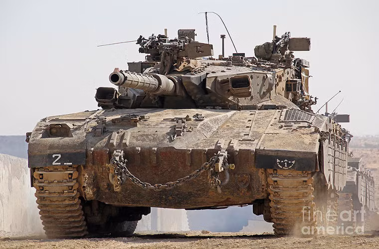 Theo Army Recognition, sau 33 năm phục vụ, cuối cùng Quân đội Israel đã quyết định thời gian cho nghỉ hưu dòng xe tăng Merkava Mk II.