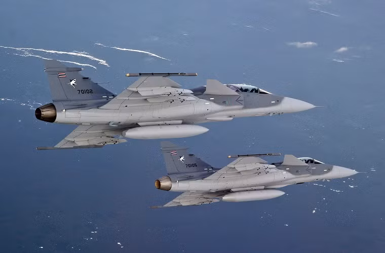 Tên lửa không đối không tầm xa Meteor là sự bổ sung tuyệt vời cho phi đội JAS-39C của Không quân Hoàng gia Thái Lan hiện nay, khi nó sở hữu các tính năng vượt trội so với các dòng tên lửa không đối không hiện đang được RTAF sử dụng.