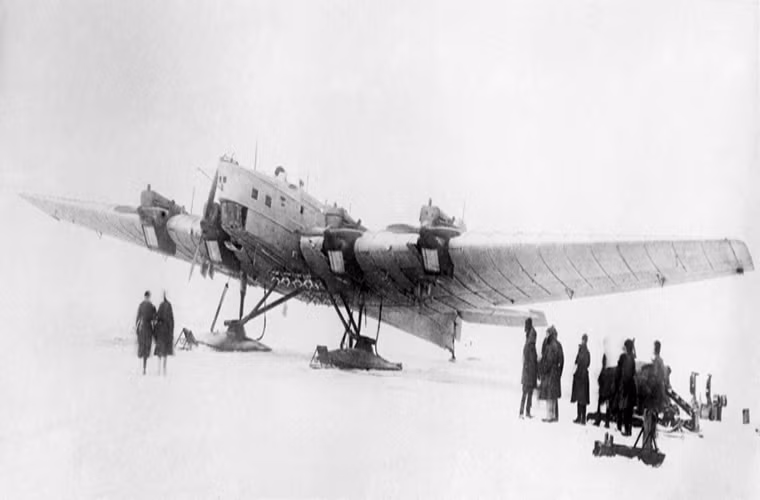 Từ đấy trở đi, Andrei Tupolev và Cục thiết kế Tupolev gắn liền với lực lượng máy bay ném bom của Liên Xô và Nga sau này. Trong ảnh là máy bay ném bom hạng nặng TB-3 do Tupolev phát triển phục vụ trong Không quân Liên Xô vào những năm 1930 và Chiến tranh Thế giới thứ 2.