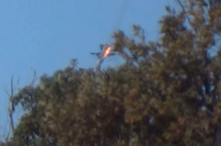 Mo xe tiem kich F-16 TNK ban ha may bay Su-24 Nga