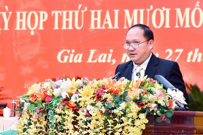 Ông Rah Lan Chung được bầu giữ chức Chủ tịch UBND tỉnh Gia Lai - Hình 2 Ong Rah Lan Chung duoc bau giu chuc Chu tich UBND tinh Gia Lai-Hinh-2