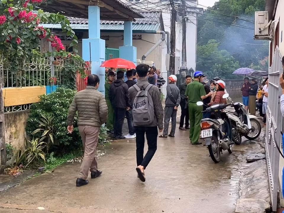 Yen Bai: Chong cu giet vo da man trong bep, nghi vi ghen