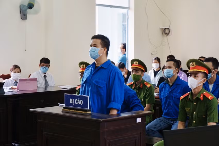Ngày 28/10/2021, TAND huyện Thới Lai, TP Cần Thơ đã tuyên mức án 4 năm 6 tháng tù về tội Lợi dụng các quyền tự do dân chủ xâm phạm lợi ích của Nhà nước, quyền, lợi ích hợp pháp của tổ chức cá nhân đối với bị cáo. Theo HĐXX, các bài viết của Danh và đồng phạm không sử dụng hình ảnh, câu chữ rõ ràng mang tính chống phá, nhưng qua cách thức, nội dung trình bày đã khiến dư luận tin vào bài viết là đúng. Nhiều người vào bình luận, bày tỏ cảm xúc, chia sẻ, công kích, sử dụng ngôn từ khó nghe đối với các tổ chức, cá nhân.