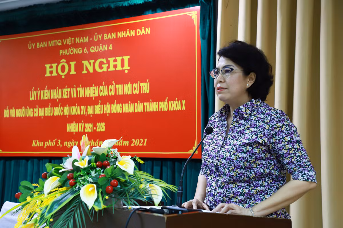 Từ tháng 12/2015 đến năm 2017, bà là thành ủy viên, Chủ tịch Hội Liên hiệp Phụ nữ TP HCM; Đại biểu Quốc hội khóa XIV. 