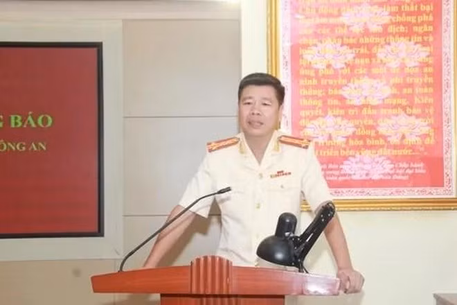 Chân dung tân Phó cục trưởng Cục An ninh điều tra Phan Thành Bá Chan dung tan Pho cuc truong Cuc An ninh dieu tra Phan Thanh Ba