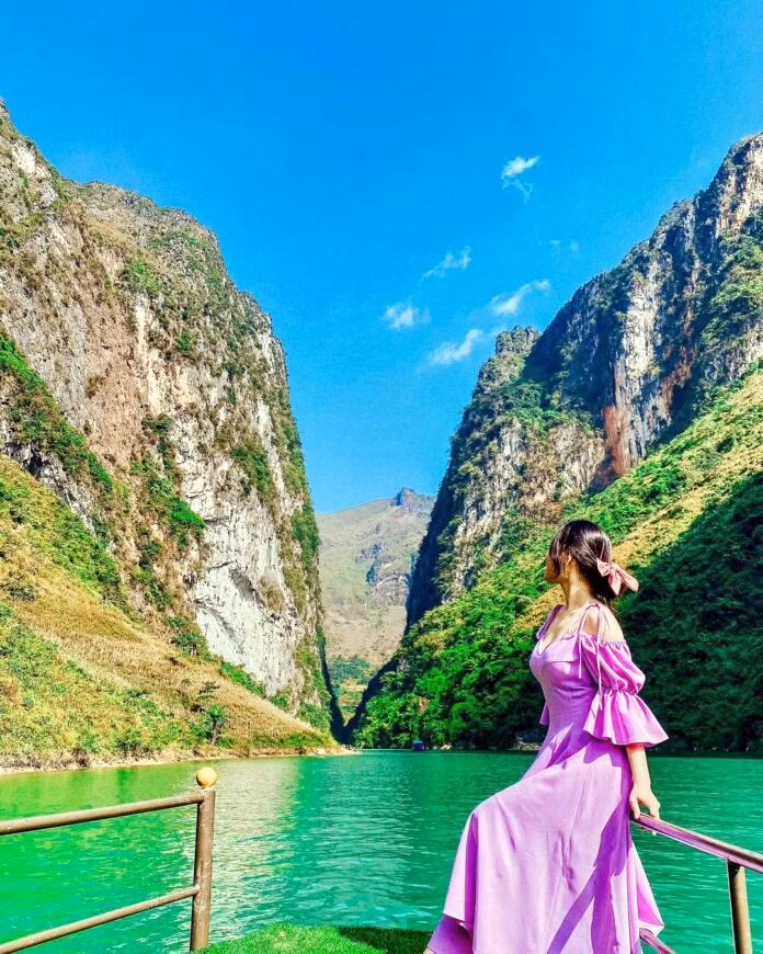 Đi chơi 30/4-1/5: Đổ xô xuất ngoại, tour "hot" khóa sổ - Hình 2 Di choi 30/4-1/5: Do xo xuat ngoai, tour