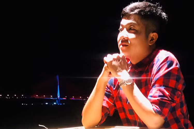 Hau cong khai ly hon, Nhat Kim Anh va chong cu gio ra sao?