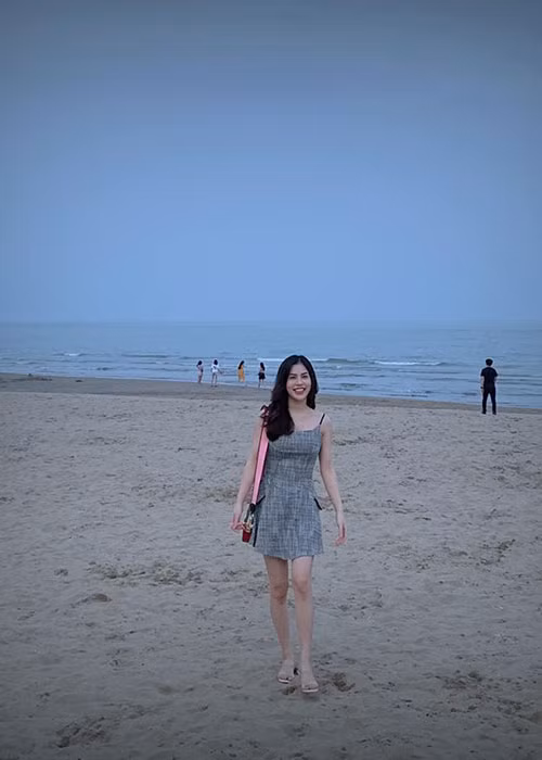 Nhan sắc của Trần Hương ngày càng mặn mà khiến nhiều người không khỏi ngỡ ngàng.