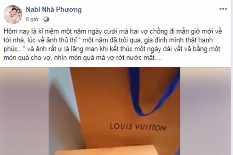 Nhã Phương đập hộp "hàng hiệu", khoe dép tổ ong Trường Giang tặng Nha Phuong dap hop