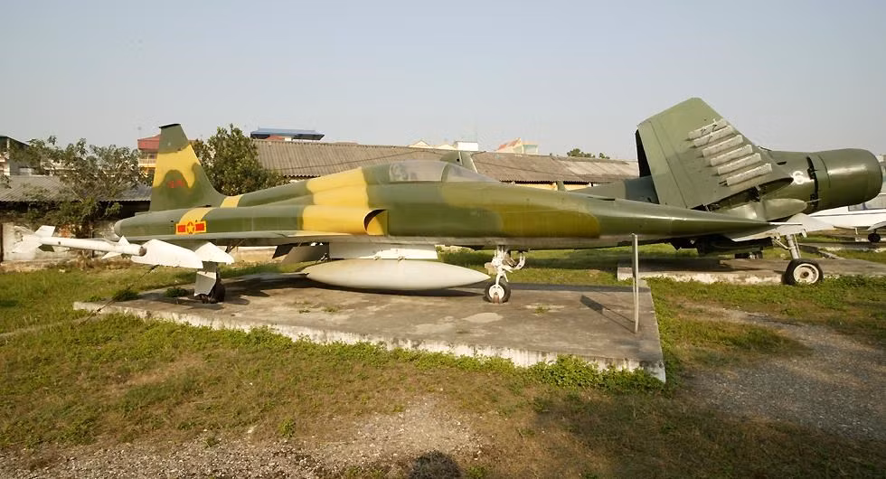 KQND Việt Nam sẽ không phục hồi tiêm kích F-5E? KQND Viet Nam se khong phuc hoi tiem kich F-5E?