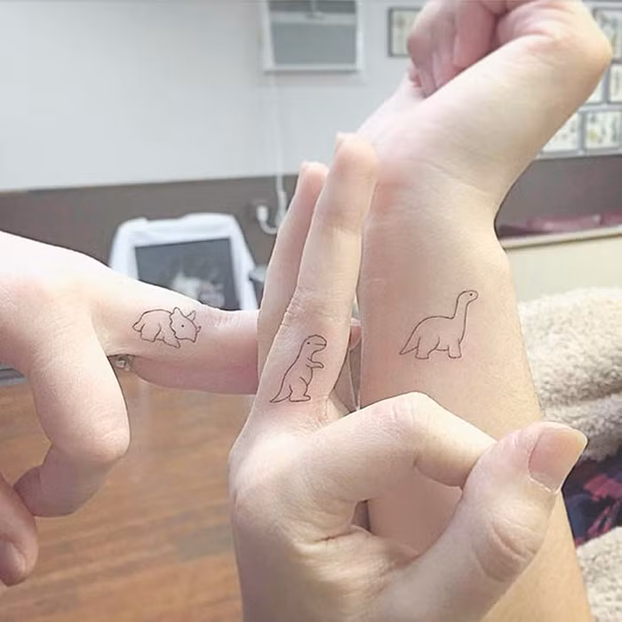 Chỉ là dấu hiệu nhỏ nhưng đủ biết đây là cặp bạn thân trời sinh.