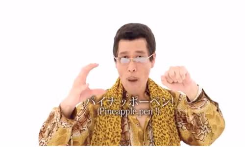 Lợi dụng sự phổ biến của bài hát, một công ty tại Nhật đã hợp tác để khai trương khu vực quán cà phê chủ đề táo dứa phục vụ những bạn trẻ yêu thích video vui nhộn này.