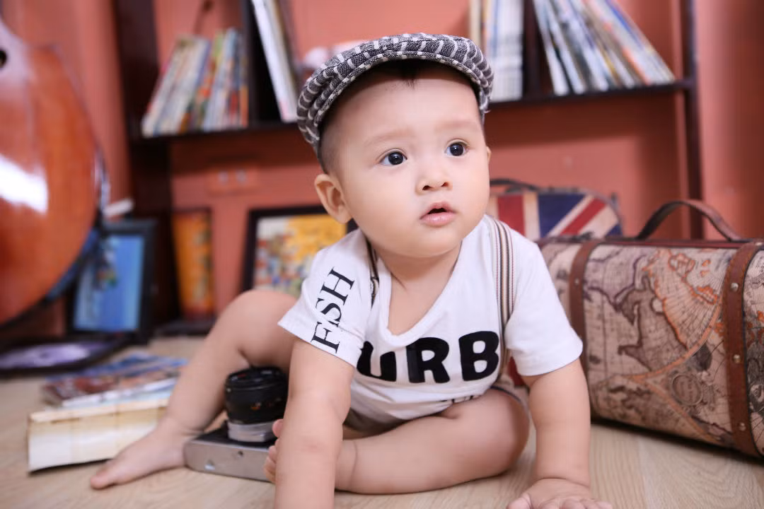 Tháng thứ 3: Chụp một bức ảnh khoảnh khắc bình thường của trẻ, các mẹ sẽ thấy cực kỳ yên bình khi nhìn bức ảnh đó.