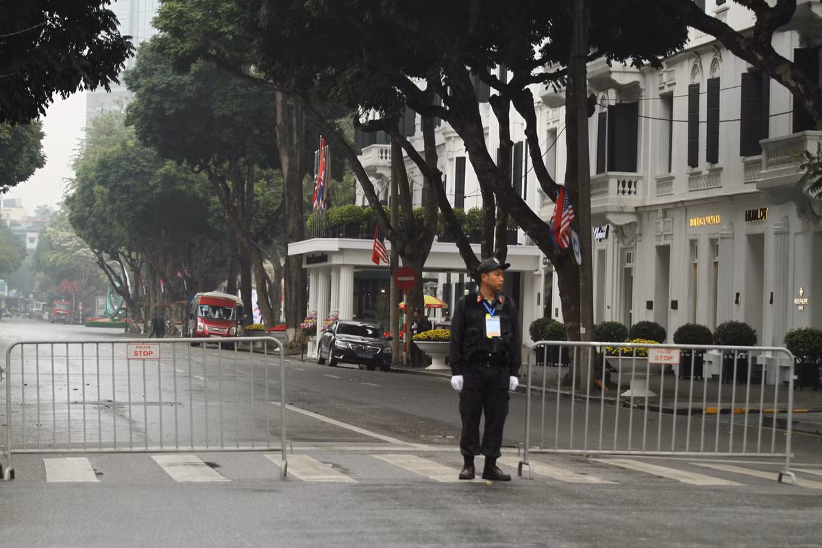 Zoom khách sạn Sofitel Metropole trước giờ “G” Thượng đỉnh Mỹ-Triều - Hình 5 Zoom khach san Sofitel Metropole truoc gio “G” Thuong dinh My-Trieu-Hinh-5