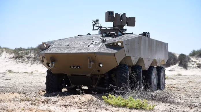 Bộ Quốc phòng Israel (MOD) mới đây đã chính thức ra mắt dòng xe bọc thép chở quân Eitan 8x8 bánh lốp thế hệ mới nhất.