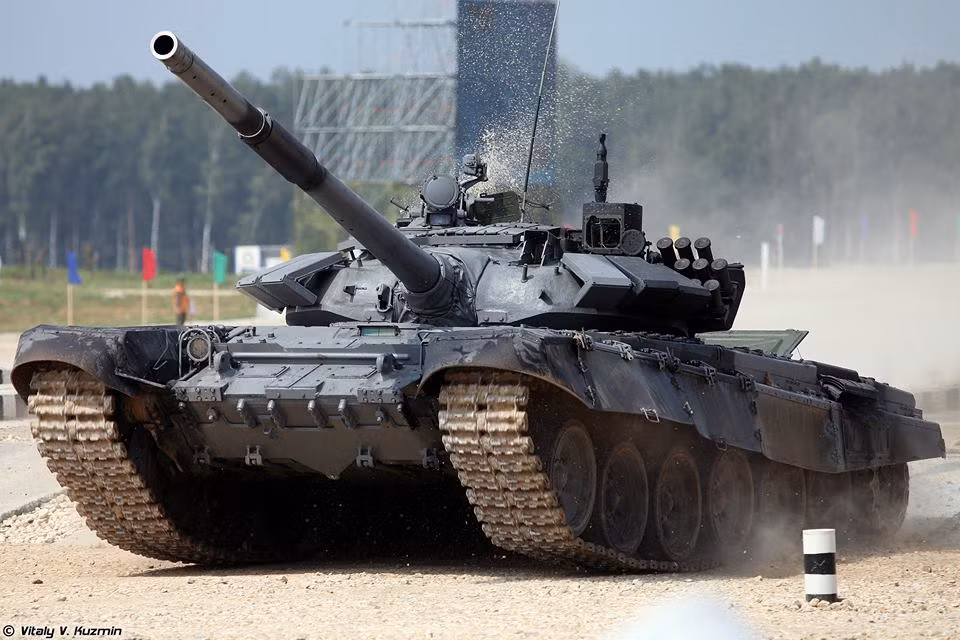 Ảnh: Xe tăng T-72B3 của đội Ấn Độ.