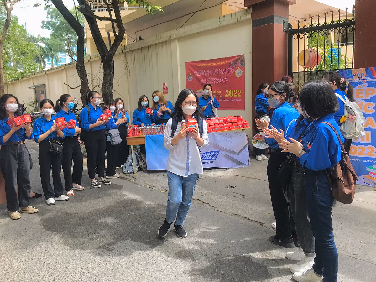 Thi sinh noi gi ve de thi mon Van tot nghiep THPT nam 2022-Hinh-3