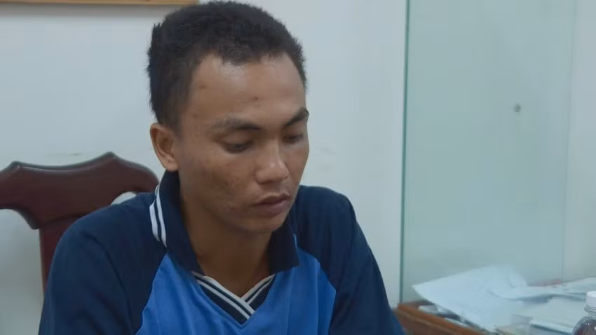 Cướp giật tài sản rồi vào cơ sở cai nghiện để trốn truy bắt: Ngày 29/7, Công an TP Buôn Ma Thuột (tỉnh Đắk Lắk) đã di lý Nguyễn Đình Toàn (30 tuổi, trú xã Trúc Sơn, huyện Cư Jút, Đắk Nông) khi đang cai nghiện tại Cơ sở cai nghiện ma túy tỉnh Bình Dương về đơn vị để điều tra về hành vi cướp giật. Vì cần tiền mua ma tuý sử dụng, Toàn đã cướp giật chiếc xe máy của cụ ông 69 tuổi hành nghề xe ôm.