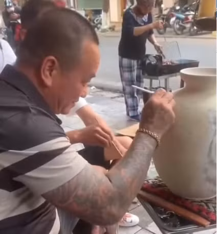 Hiện nay, Hải Bánh chuyên tâm với cửa hàng gốm của mình. Các sản phẩm được bán tại cửa hàng một số do chính tay Hải Bánh tự sản xuất, chế tác.