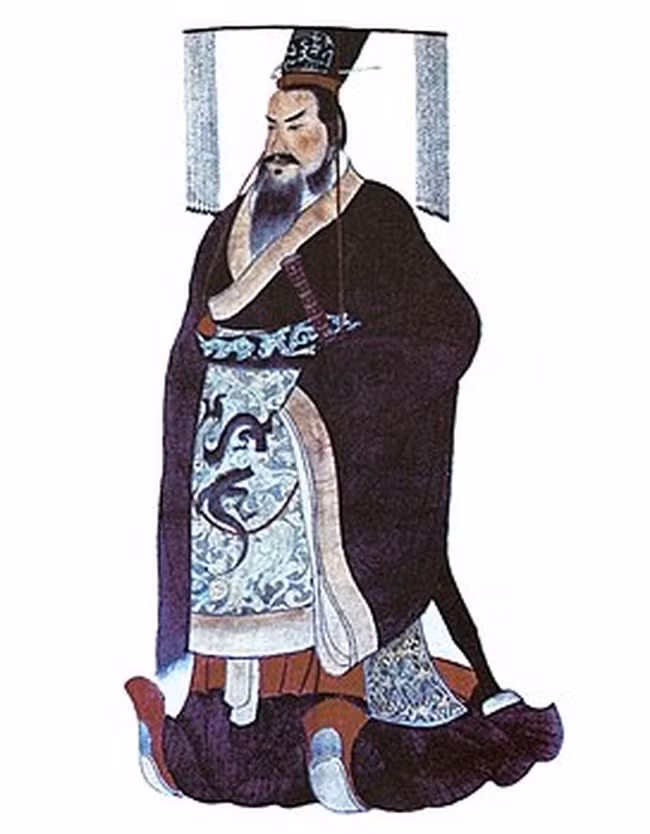 Bi an khien lang mo Tan Thuy Hoang tro nen “bat kha xam pham“