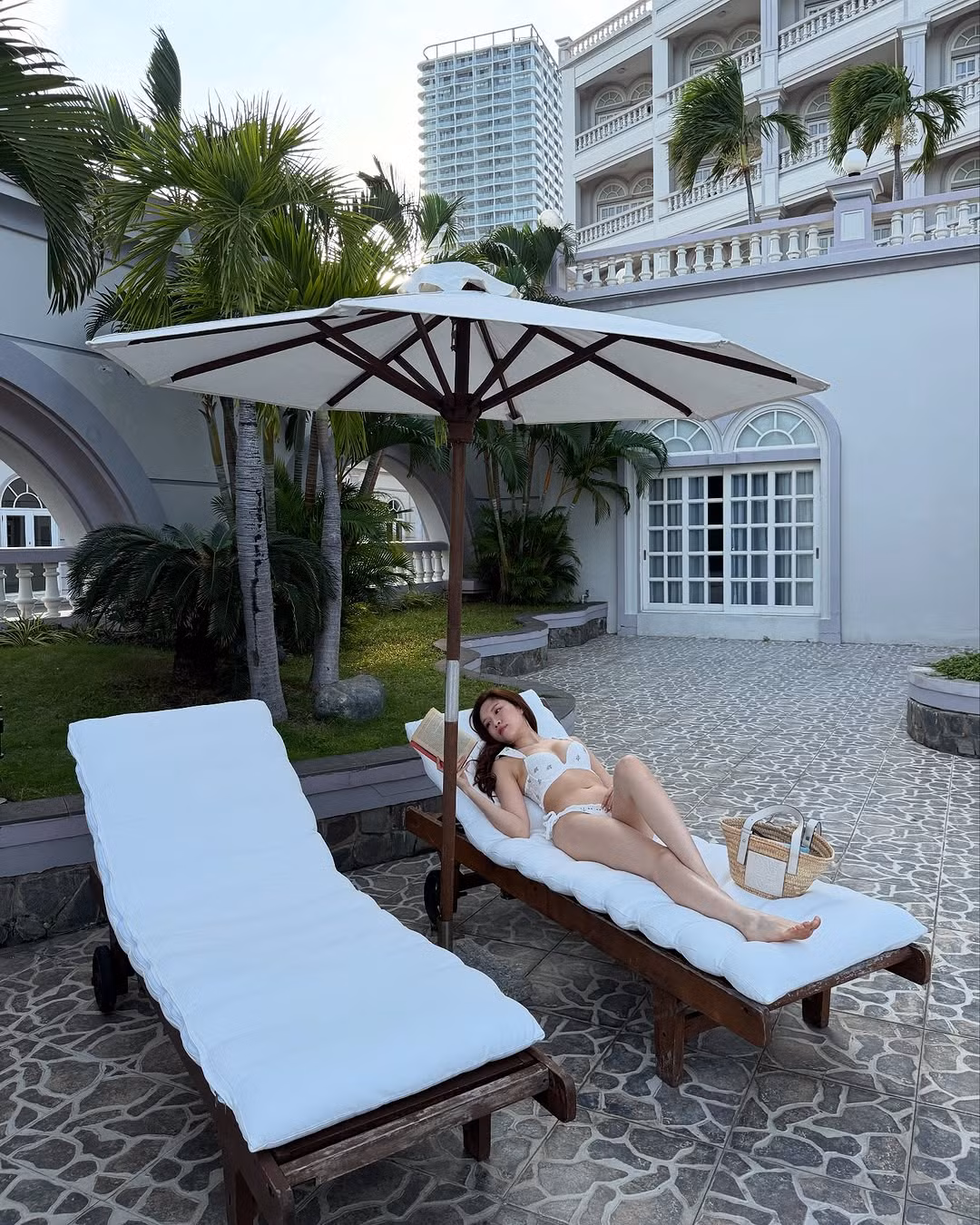 Ở dưới phần bình luận, cư dân mạng không tiếc lời khen ngợi trước hình ảnh mới nhất của Thanh Thanh Huyền.