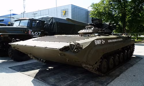 Theo Defence Blog, công ty Metalika Ab đã giới thiệu nguyên mẫu xe chiến đấu bộ binh BMP-1 mới được nâng cấp tại Triển lãm quốc phòng HEMUS 2018 ở Plovdiv, Bulgaria. Ảnh: DF.