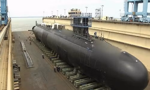 “Chúng tôi vừa chuyển giao tàu USS Indiana (SSN 789) cho Hải quân Mỹ. Con tàu này sẽ hỗ trợ việc thực hiện các nhiệm vụ của lực lượng hải quân”, Dave Blocar đến từ nhà máy Newport News, cho hay. Ảnh: Youtube.
