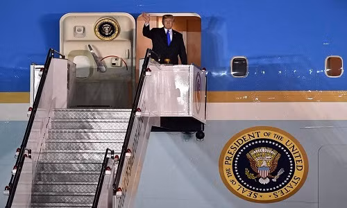 Tổng thống Mỹ Donald Trump đã tới Singapore chuẩn bị cho cuộc gặp Thượng đỉnh Mỹ-Triều. Ảnh: ST.