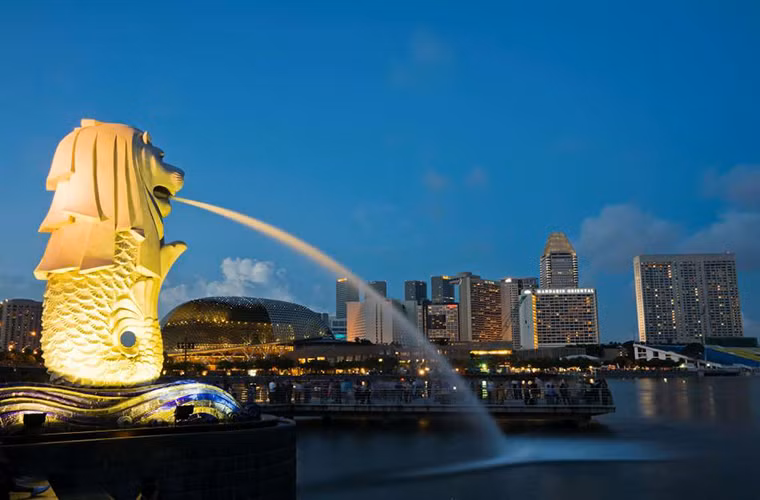 Theo Factfile, Singapore từng 6 lần thay đổi múi giờ, kể từ năm 1905. Hiện nay, nước này nằm ở múi giờ GMT+8. Ảnh: Pinterest.
