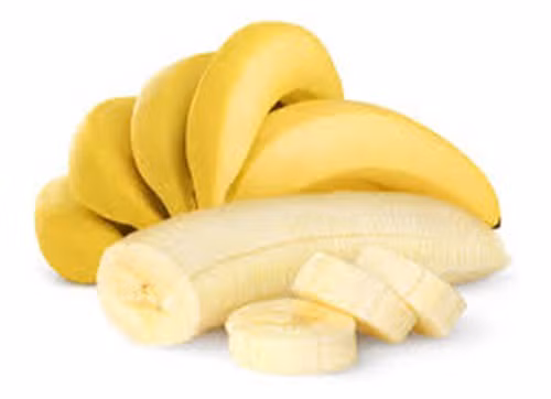 Lượng kali dồi dào trong chuối còn có tác dụng nhuận tràng, giải độc, kích thích hệ thống miễn dịch. Chỉ cần lưu ý không nên ăn chuối còn xanh bởi nó có nhiều nhựa hại dạ dày. Ngoài ra nên tránh ăn chuối khi đói, tốt nhất nên ăn sau bữa ăn. Ảnh: Daily Express.
