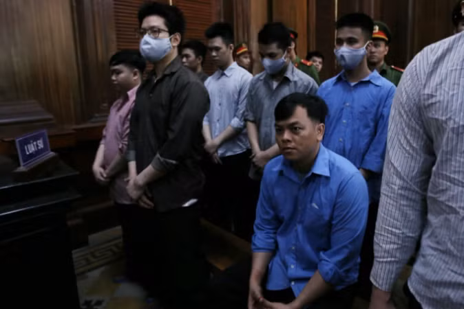 Ngày 6/11/2020, Tòa án Nhân dân cấp cao tại TP HCM đã tuyên phạt bị cáo Trần Ngọc Phúc 10 năm tù trong vụ án chứa chấp việc sử dụng trái phép chất ma túy, tàng trữ trái phép chất ma túy và không tố giác tội phạm.