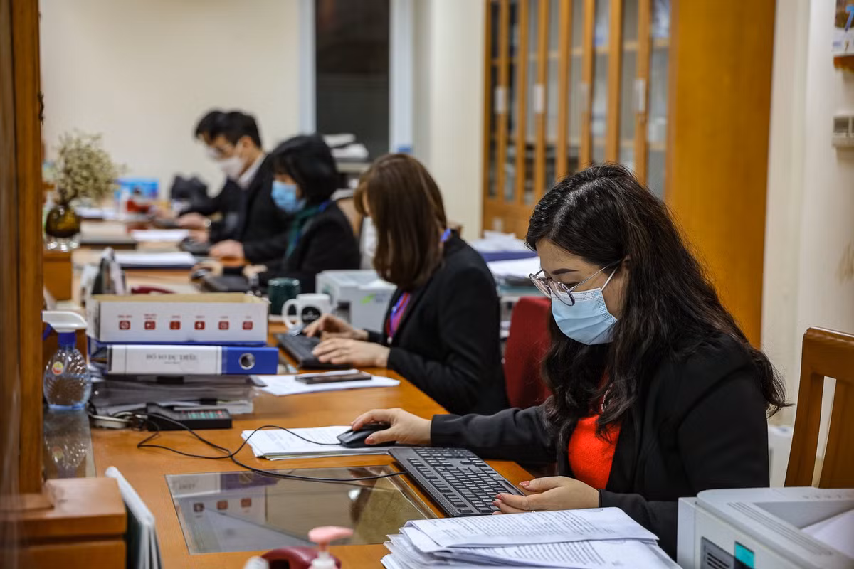 Năm 2022: Hà Nội thi tuyển lãnh đạo cấp phòng Nam 2022: Ha Noi thi tuyen lanh dao cap phong