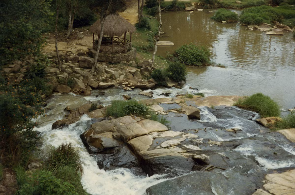 Một góc thác Cam Ly. Ảnh: Tom Petersen.