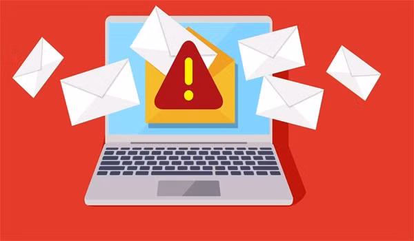 Đầu tiên là chiêu thức lừa đảo qua gửi thư điện tử (email), các đối tượng lừa đảo mạo danh cán bộ ngân hàng, đối tác công ty để gửi thư đề nghị con mồi cung cấp các thông tin cá nhân như thông tin tài khoản ngân hàng, CMND, mật khẩu... để đăng nhập lại tài khoản đã bị khoá hay nhận quà.