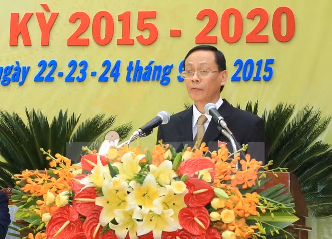 Ông Nguyễn Đức Thanh - Bí thư tỉnh Ninh Thuận Ông Nguyễn Đức Thanh sinh ngày 03/7/1962 tại xã Trung Tiết (huyện Thạch Hà, tỉnh Hà Tĩnh). Ông từng giữ các chức vụ Phó Bí thư Tỉnh ủy Ninh Thuận, Chủ tịch UBND tỉnh Ninh Thuận. Trong quá trình công tác, ông Nguyễn Đức Thanh từng nhận Bằng khen Thủ tướng Chính phủ; Huy chương Vì sự nghiệp Giáo dục; Huy chương Vì sự nghiệp Đại đoàn kết dân tộc...