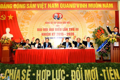 Một loạt nhân sự cấp cao các tỉnh được bầu mới hoặc tái đắc cử sau Đại hội Đại biểu Đảng bộ nhiệm kỳ 2015-2020, được tổ chức vào các ngày 23-25/9/2015.