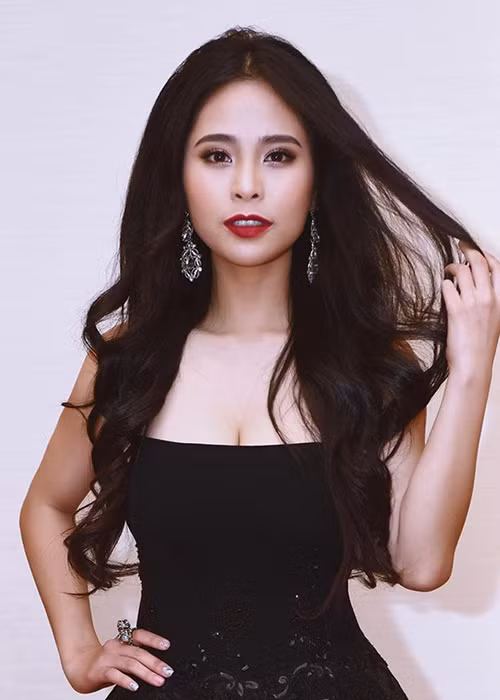 Ve goi cam cua Kieu Anh co so do 3 vong mo uoc