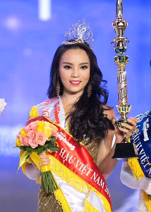 Khi đăng quang Hoa hậu Việt Nam 2016, Kỳ Duyên sở hữu gương mặt đầy đặn và khá tròn trịa. Ảnh: Lao động