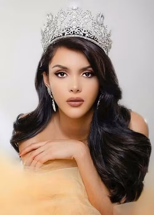 Brenda Suarez đến từ Venezuela cũng khiến Thúy An phải dè chừng.