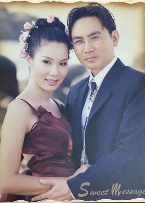 Vì quá yêu Trịnh Kim Chi, doanh nhân Trấn Phương chấp nhận ở rể tại Việt Nam, coi bố mẹ vợ như bố mẹ đẻ của anh.