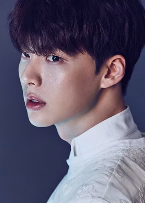 Từ hình ảnh soái ca, chồng cũ của Goo Hye Sun trở thành gã đàn ông giỏi làm màu.