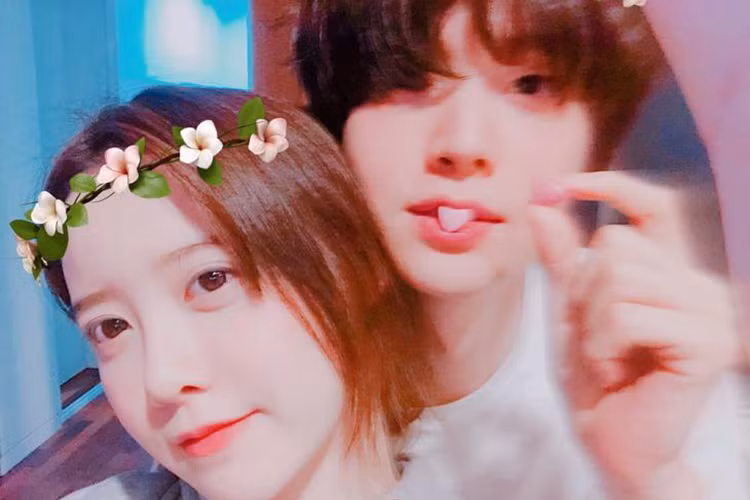Chuyện tình chị em giữa Goo Hye Sun và Ahn Jae Hyun bắt đầu khi cả hai đóng chung phim.