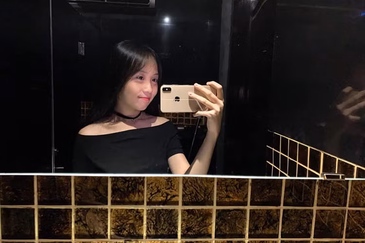 Gần đây, con gái Phương Thanh gây bất ngờ vì sự "lột xác" xinh đẹp.