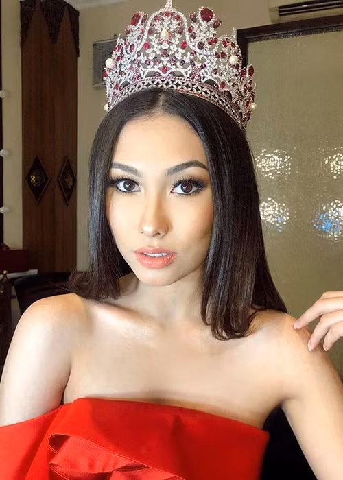 Đối thủ của Hoàng Thùy còn được đánh giá cao về kỹ năng biểu diễn lẫn biểu cảm gương mặt.